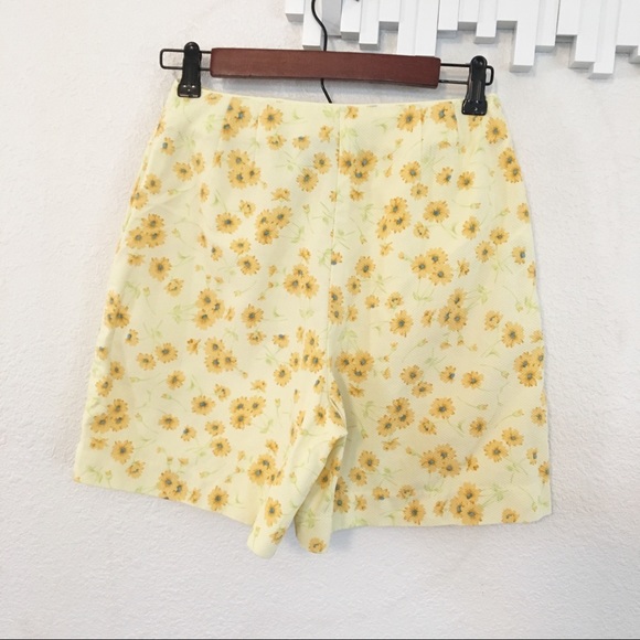 90’s floral print skort - Picture 2 of 3